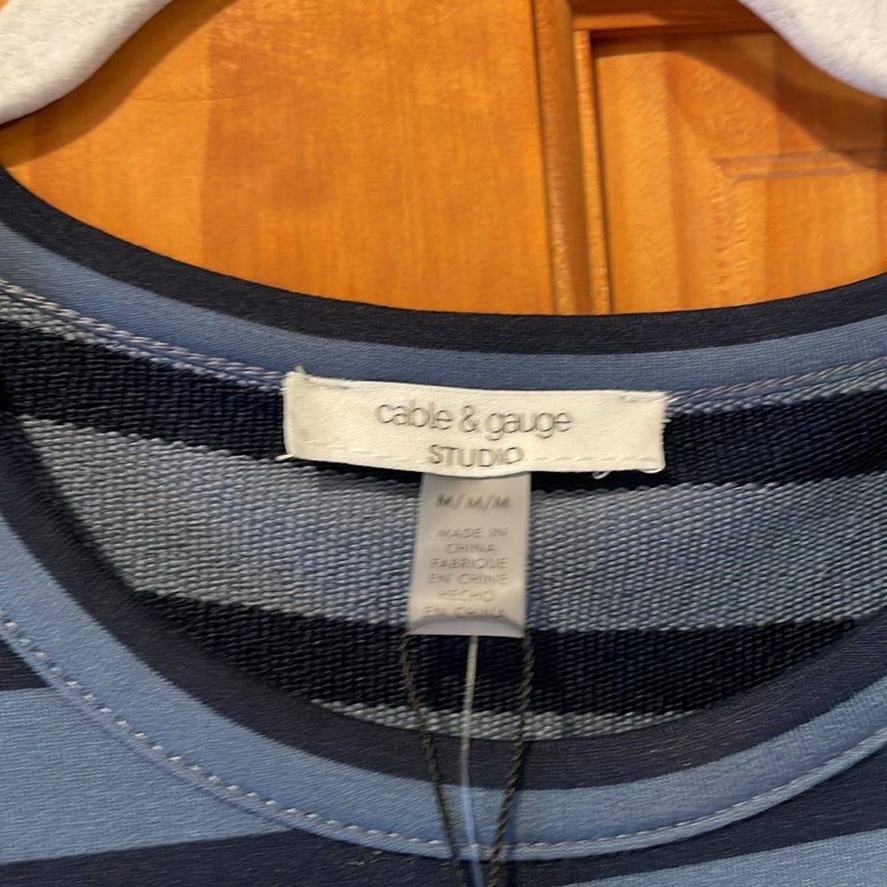 Cable & Gauge Navy and Light Blue Striped Top - Picture 2 of 6